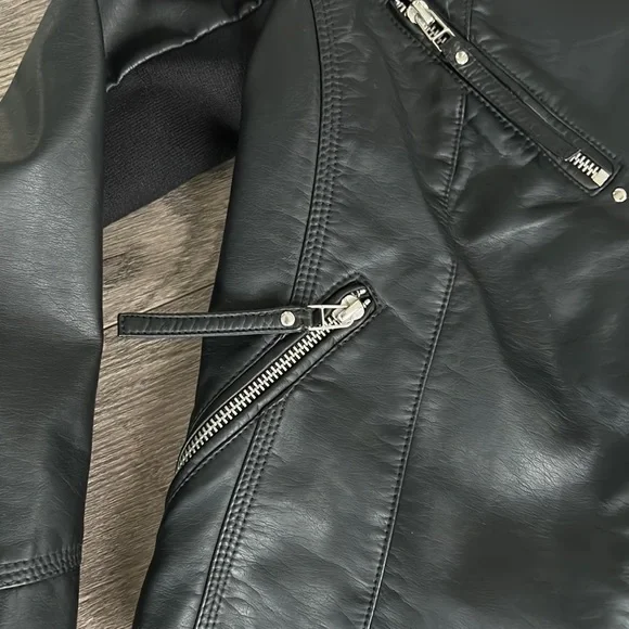 Vero Moda Ria Zip-front Moro Jacket - small - Picture 4 of 9